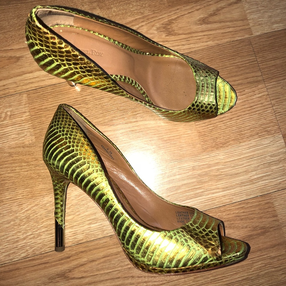 Rachel Roy metallic yellow/green heels